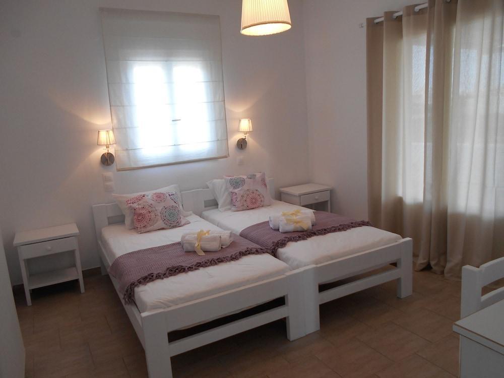 Dahlia Apartments And Studios Aliki  Exterior photo